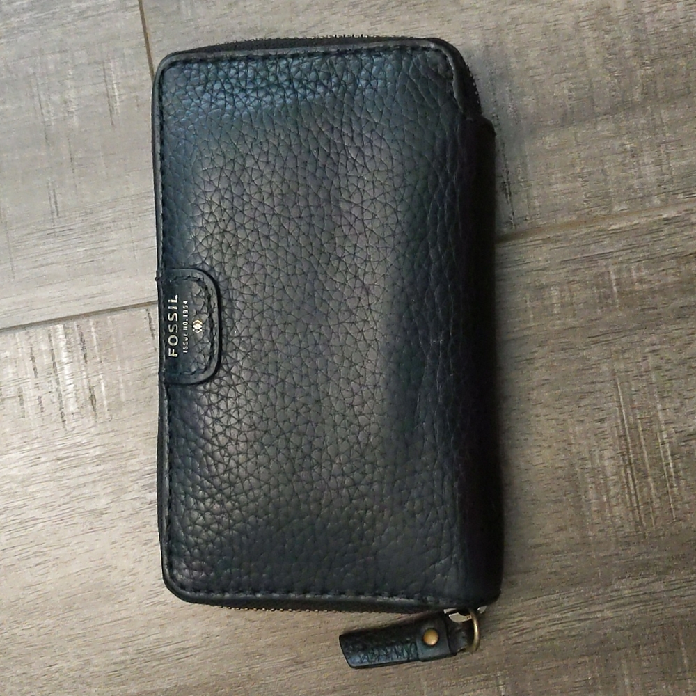 Fossil Leather Wallet